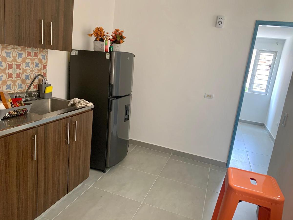 Charming Apartment In Downtown - Home Aris 301 Medellín Zewnętrze zdjęcie
